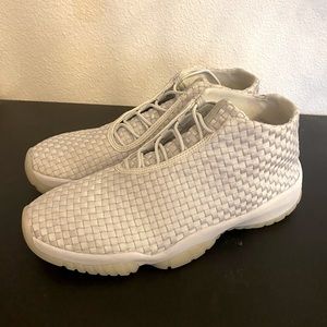 Air jordan future pure platinum size 12